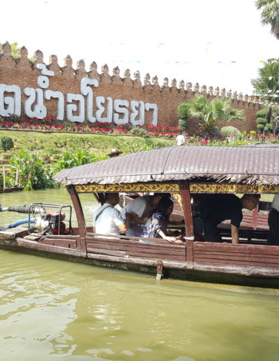 Ayothaya floating market