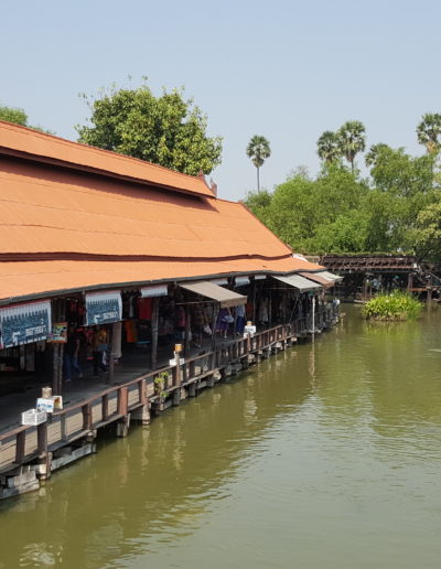 Ayothaya floating market